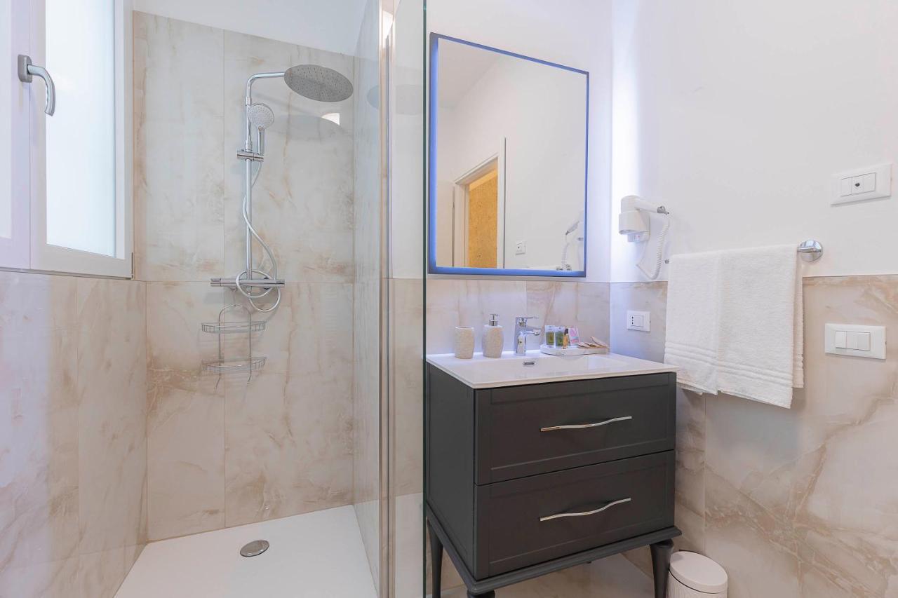 Crys: Rooms, Holiday, Business Verona Exterior foto